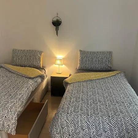 Andis Meadow * غالواي